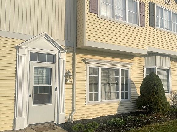 2nd image of 374 Eden Ln Unit 4