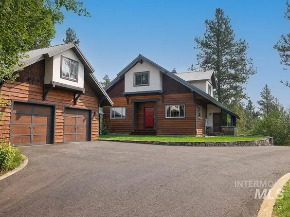 757 Chad Loop, McCall, ID 83638