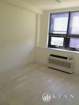 Rented by Kian Realty | media 21