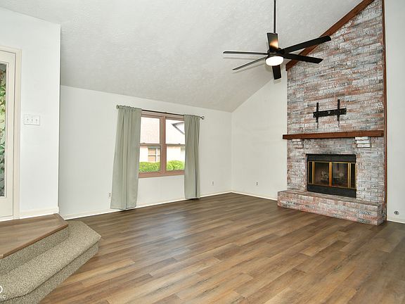 3rd image of 8440 Chapel Pines Dr