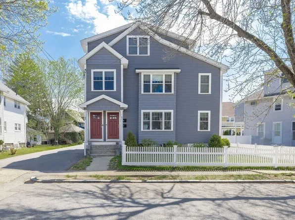 60-62 Maynard St #1, Arlington, MA 02474