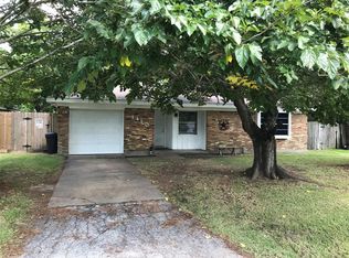 1410 N Noble Rd, Texas City, TX 77591