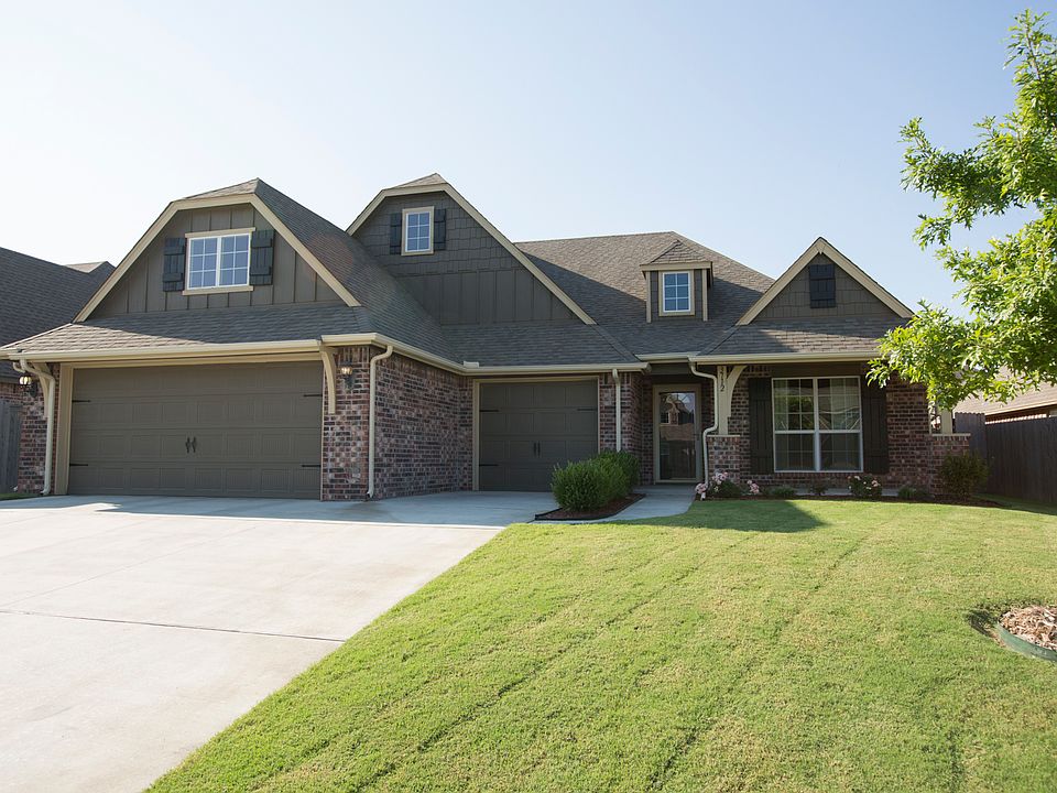 3 Car Garage Electric Overhead Door