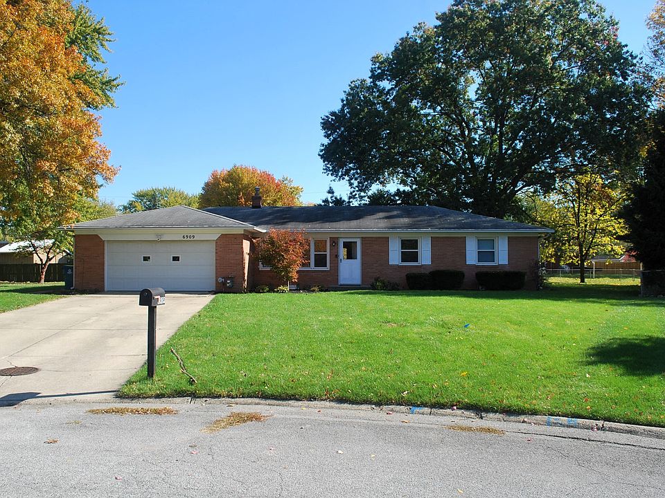 1st image of 6909 Camelot Ct