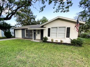 1206 Oliver St, Victoria, TX 77901