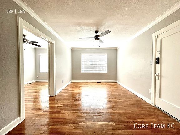 3rd image of 1114 W 45th St #1116-2