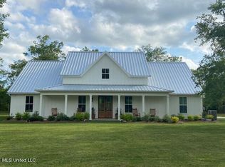 13633 Wolf River Rd, Gulfport, MS 39503