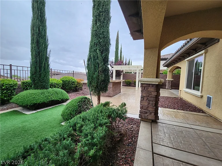 2713 Cyrano St — Photo 25