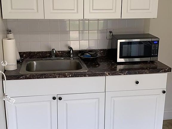 2nd image of 402 Foster Ave #402