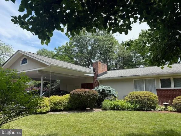 3609 Pinetree Ter, Falls Church, VA 22041