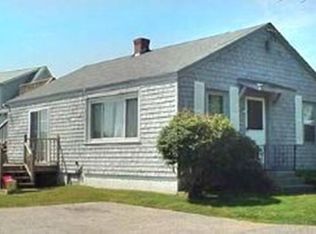 119 Chestnut Ave, Narragansett, RI 02882