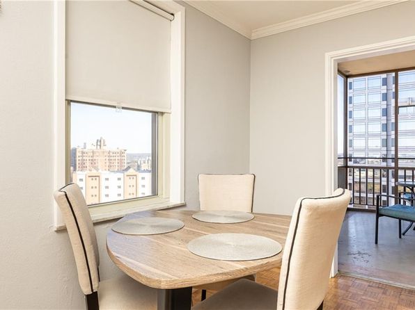 atlanta-georgia-448734501 picture