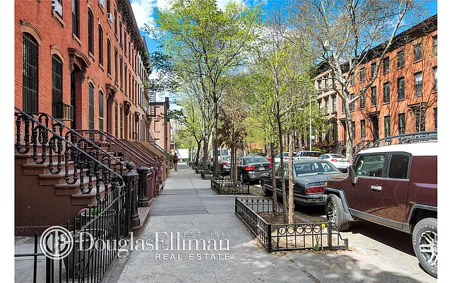 Rented by Douglas Elliman | media 25