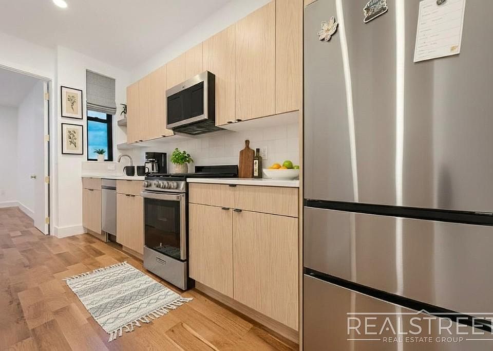 1st image of 522 Eastern Pkwy Floor 2