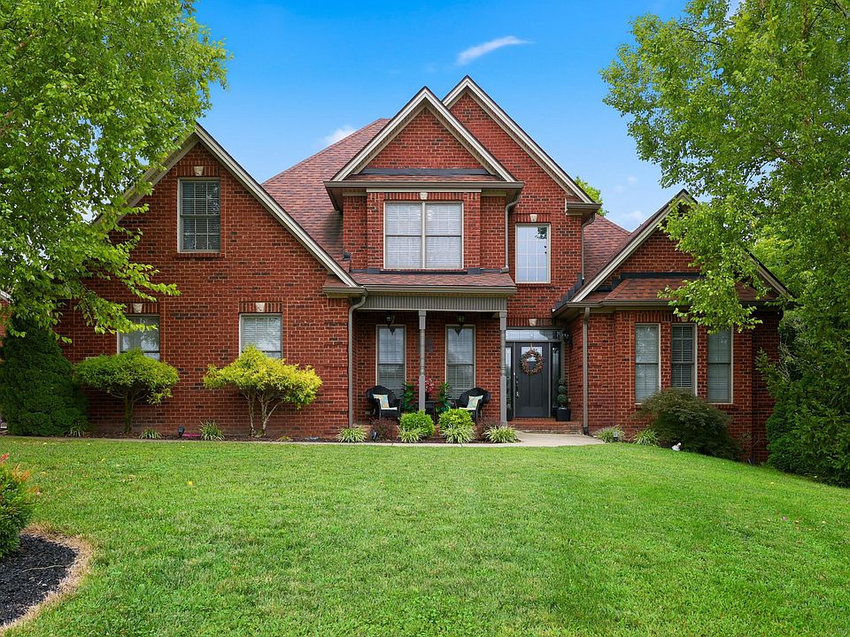 1st image of 305 Shiloh Cove Ct