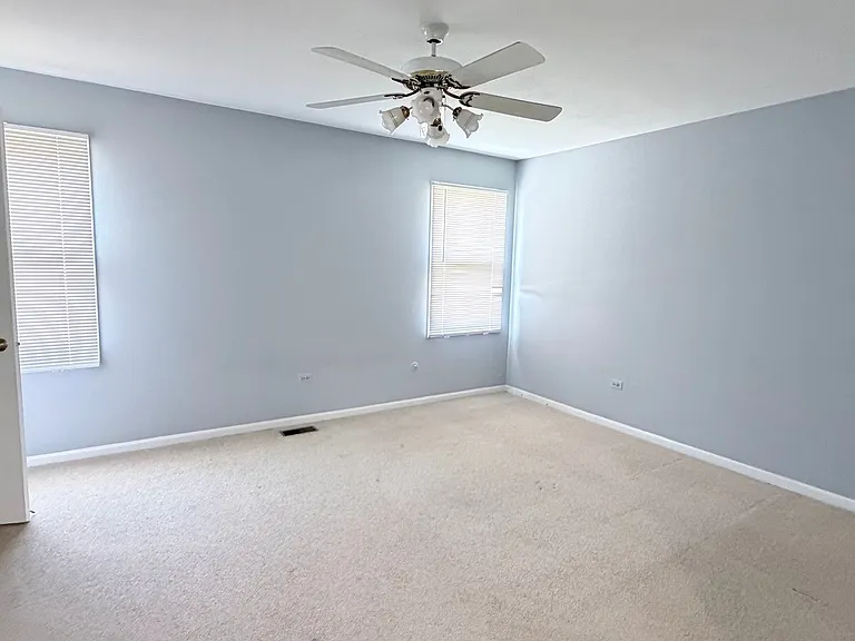 1312 Darlington Ct — Photo 6