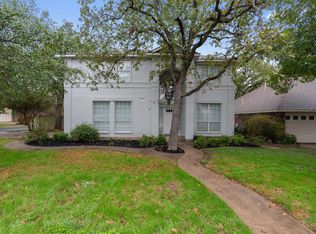 3925 Newland Dr, Round Rock, TX 78681