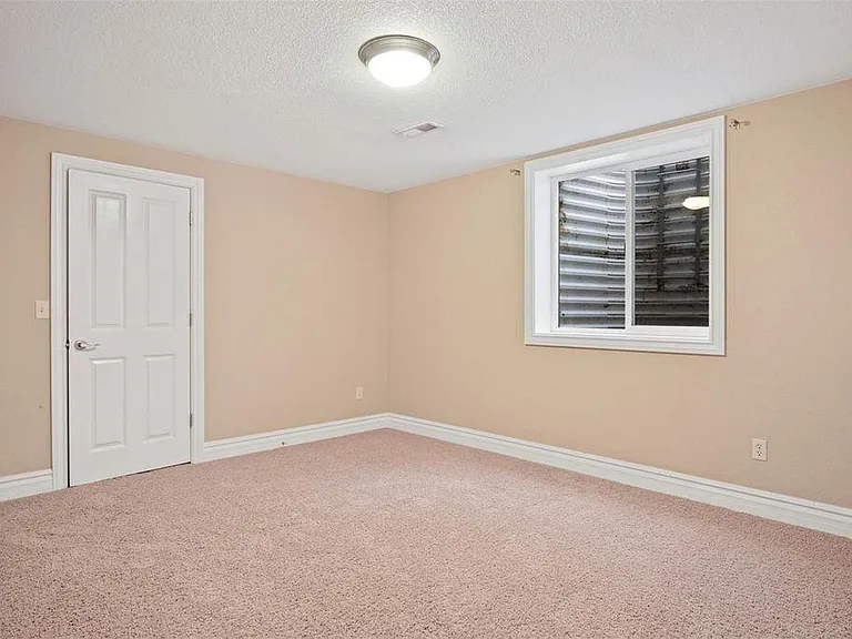 1667 S Sherman St — Photo 18