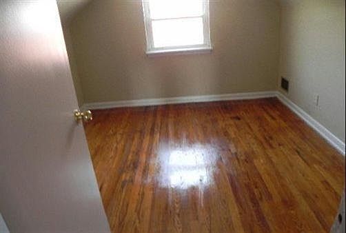 4th image of 30 Ann St