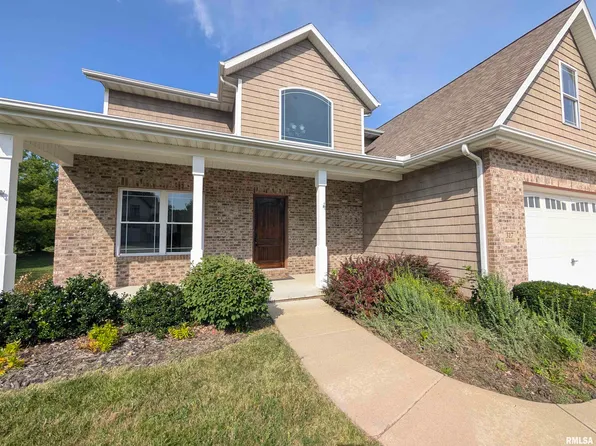 317 Shaggybark Trl, Morton, IL 61550