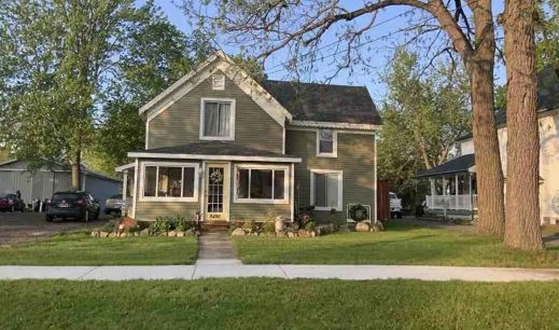 8486 Perry Rd photo 1