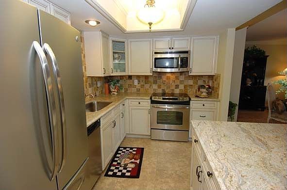 1st image of 2528 Ptarmigan Dr APT 2