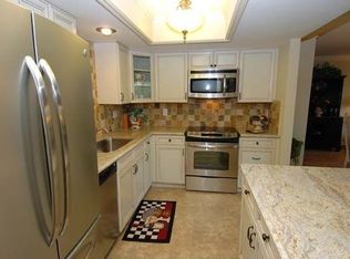 2528 Ptarmigan Dr APT 2, Walnut Creek, CA 94595