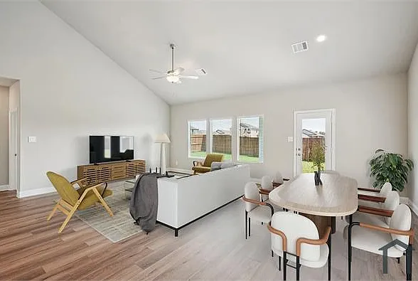 6205 Timberhurst Dr — Photo 8