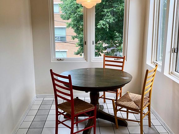 5th image of 2541 N Wayne Ave #3