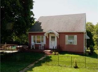 915 Barnesville Dr, Barnesville, PA 18214