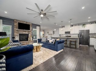 210 Starling Cir, Newport News, VA 23606