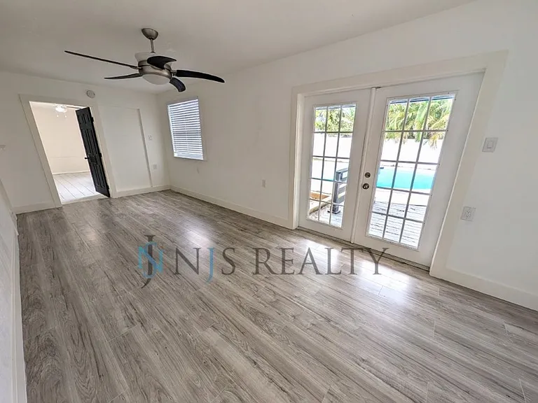 1342 Belleair Rd — Photo 15
