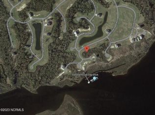 161 Whispering Pine Ln, Holly Ridge, NC 28445