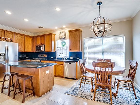 2nd image of 3701 Lauren Dr