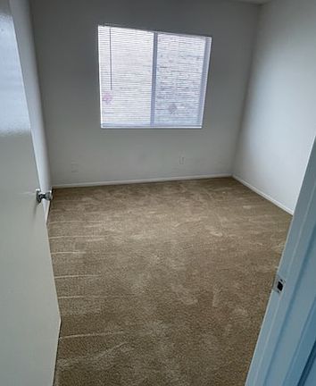 4th image of 860 S Harvard Blvd APT 301