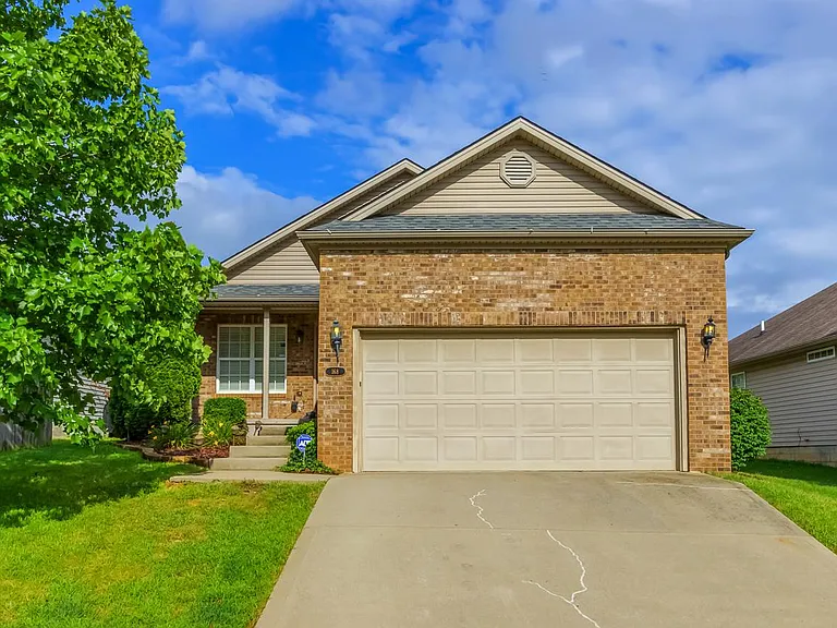 168 Yamacraw Pl — Photo 1