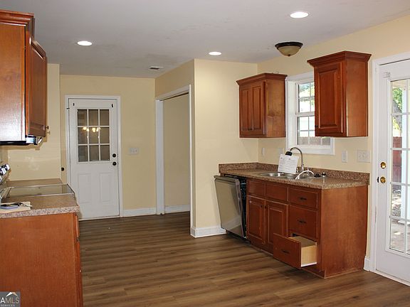 4th image of 205 Gayla Ct