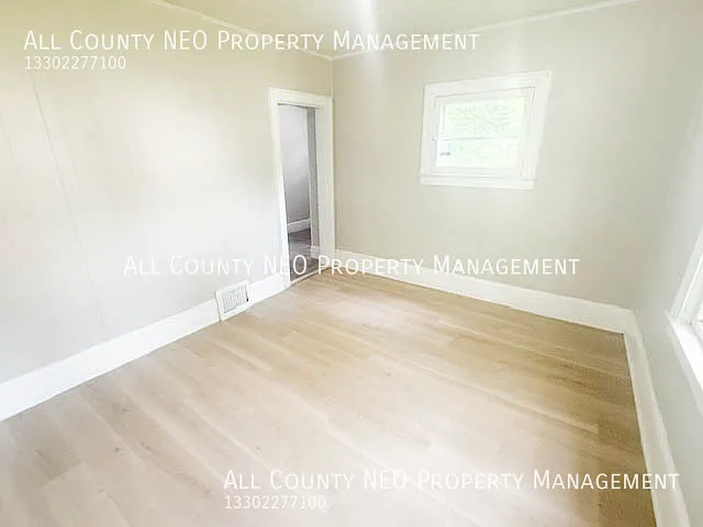 Coming Soon!! Spacious And Inviting, This 3bedroom, 1.5bath Home Offers Comfort And Convenience! — Photo 4