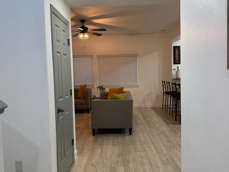 10585 Cave Ridge St — Photo 2