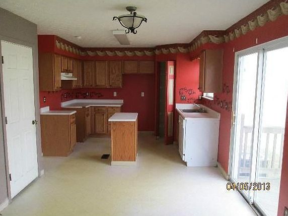 4th image of 3254 Kady Ln