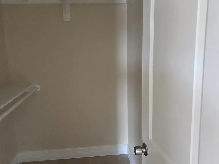 5600 Padre Blvd — Photo 15