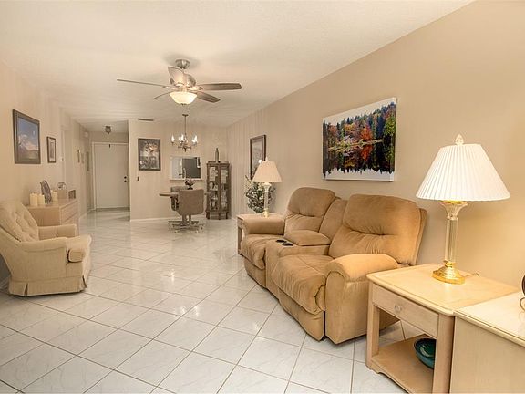 5th image of 1701 Pinehurst Rd APT 24B