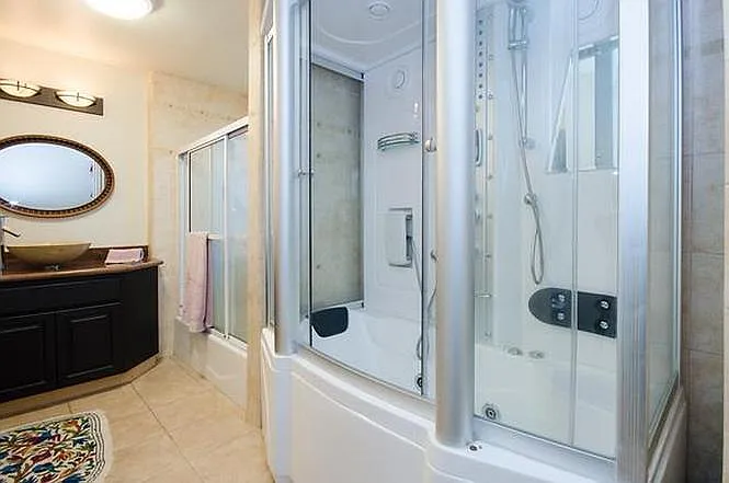 4204 Latimer Ave — Photo 5