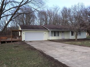 2647 Brian Dr, Mattoon, IL 61938
