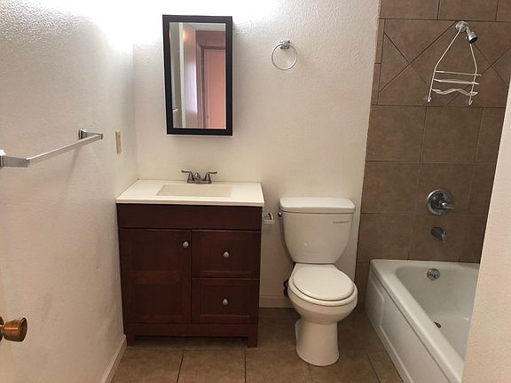 2nd image of 4207 Casa Blanca Ln
