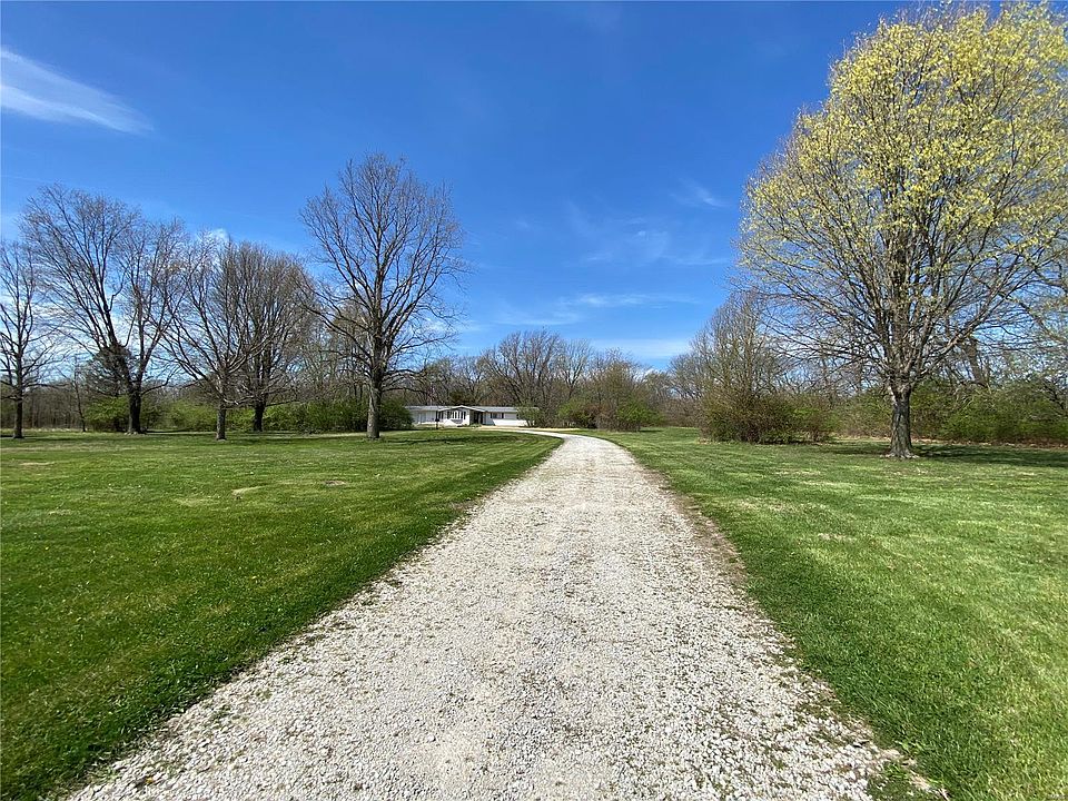 687 Rainmaker Trl, Butler, IL 62015 MLS 23019422 Zillow