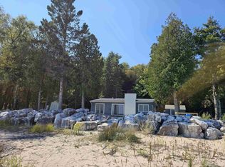 3070 S Woodland Shores Trl, Manistique, MI 49854