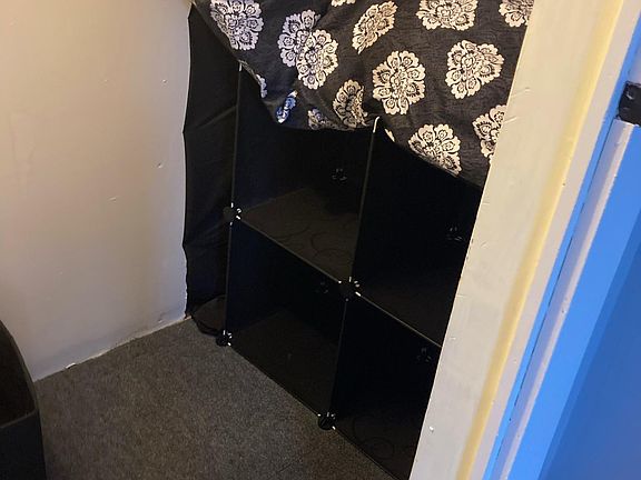 Hard to see but extra storage cubes