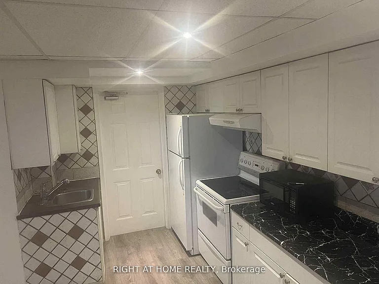 5409 Derry Rd — Photo 6