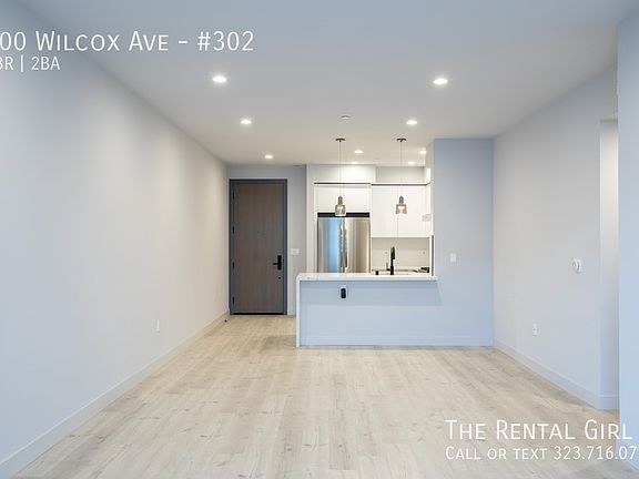 3rd image of 900 Wilcox Ave #302